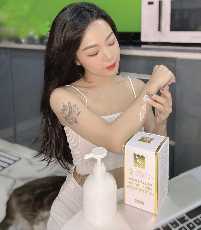 Review tắm trắng A Cosmetics từ khách hàng