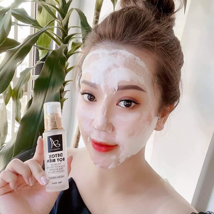 Thải độc da từ sâu bên trong lấy đi bụi bẩn ẩn sâu trong da.
