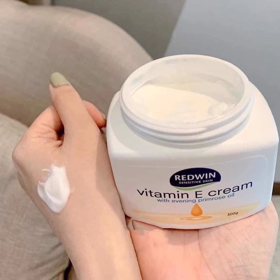 Review kem dưỡng vitamin e Úc Redwin