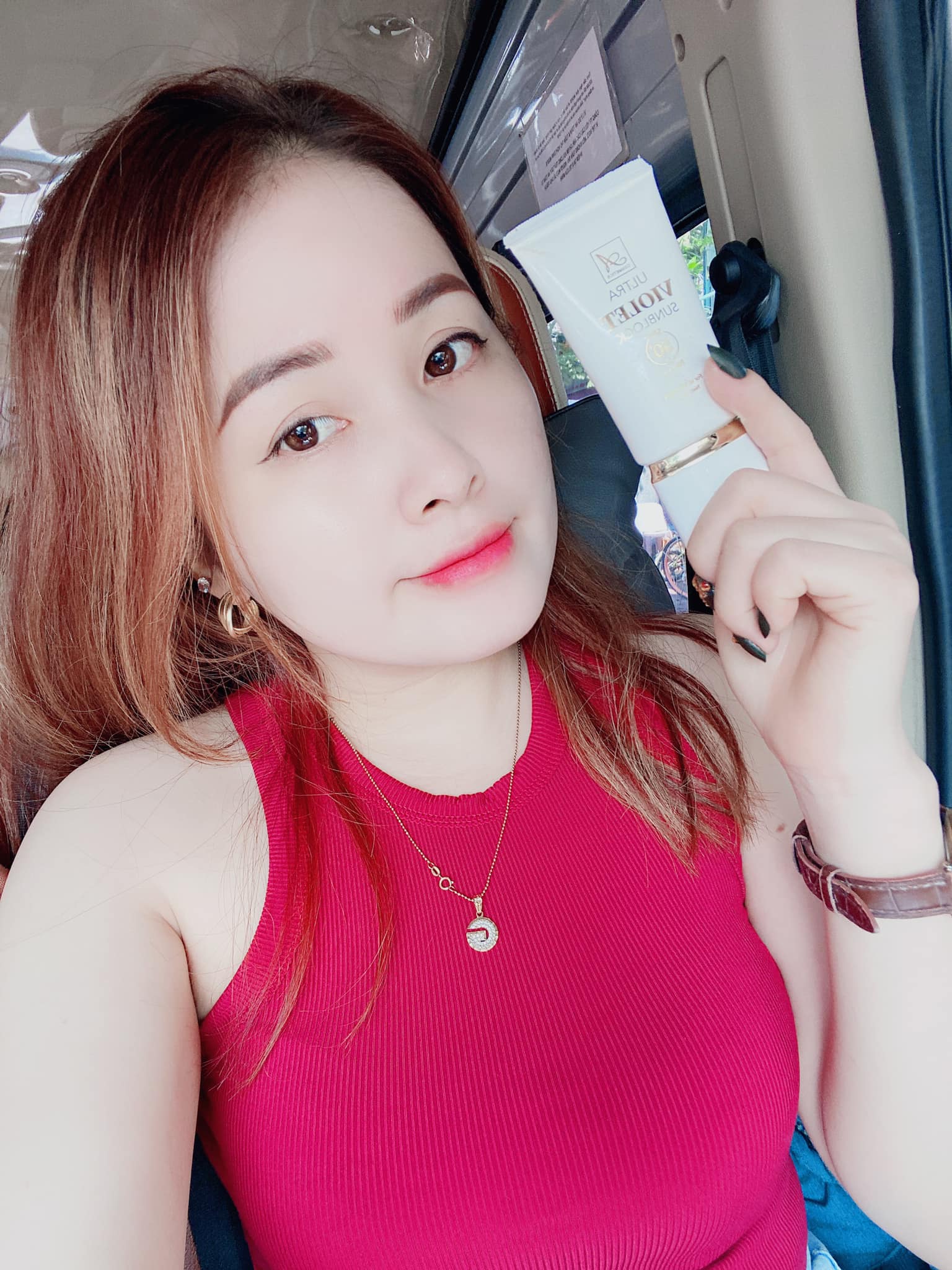 Review kem chống nắng A Cosmetics từ khách hàng