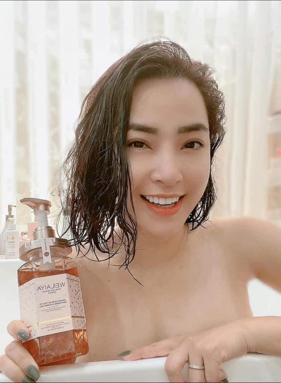 Ca sĩ Hải Băng tin dùng sữa tắm Weilaiya
