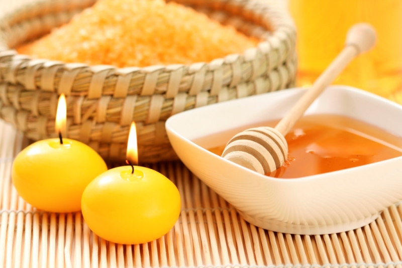 Cách làm trắng da tại nhà với mật ong