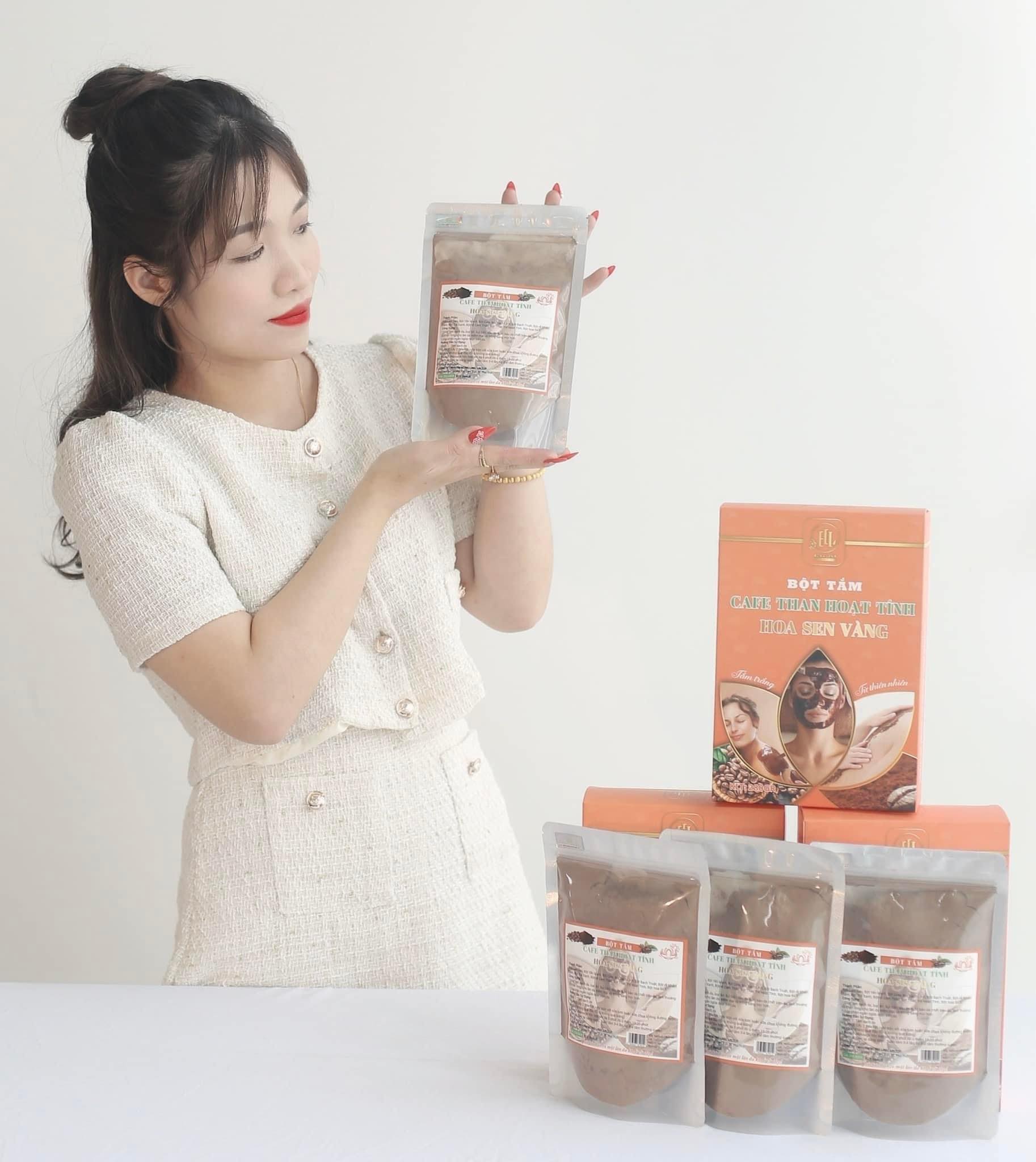 Tắm trắng cà phê hoa sen vàng