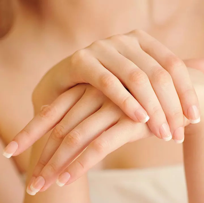 7 cách làm trắng da tay tại nhà bằng nguyên liệu từ thiên nhiên