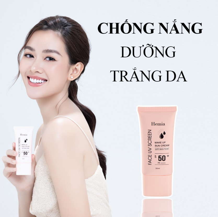 Có chỉ số chống nắng cao SPF 50+ PA++++ giúp chống nắng và chống tia UV