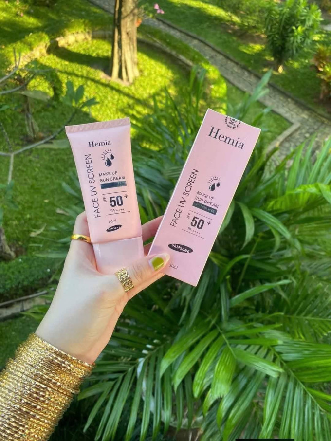 Kem Chống Nắng Hemia chính hãng được nhiều khách hàng tin dùng