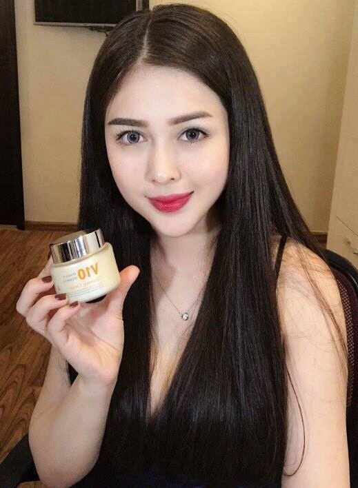 Kem V10 Skinaz có nhiều tác dụng đối với làn da