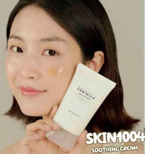 Tạo lớp màng khóa ẩm và củng cố lớp hàng rào bảo vệ da.