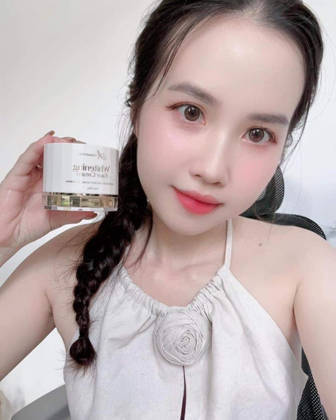 Hình ảnh review kem chữ A chính hãng