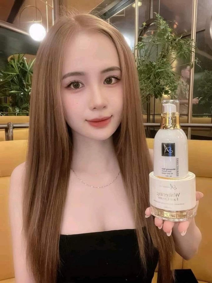 Review kem face pháp từ khách hàng