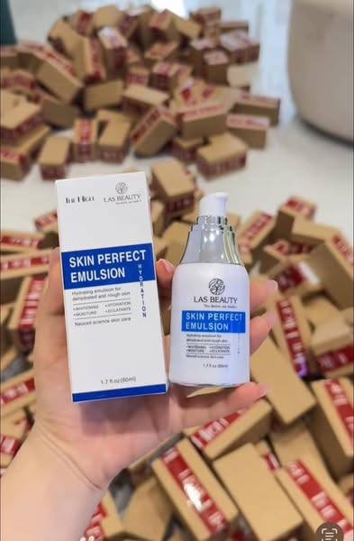 Mua Ngay Sữa Dưỡng Rong Nho Skin Perfect Emulsion Chính Hãng