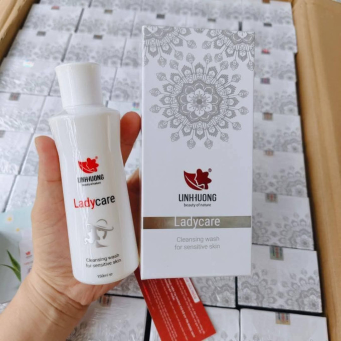 Dung Dịch Vệ Sinh Lady Care Linh Hương Chính Hãng – Giải Pháp Chăm Sóc Vùng Kín An Toàn Mỗi Ngày