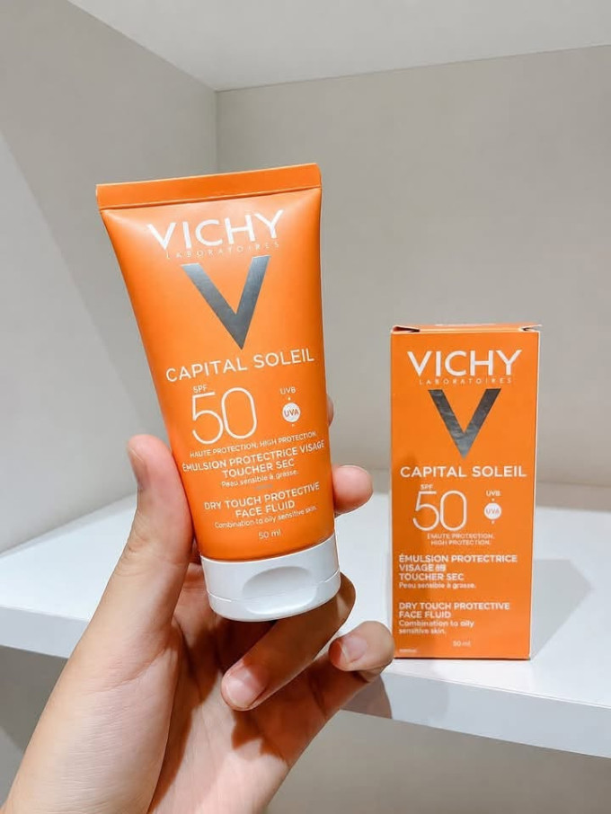 Chống Nắng Vichy Capital Soleil Dry Touch Face Fluid SPF50 PA+++ UVA + UVB 50ml – Giải Pháp Bảo Vệ Da Toàn Diện