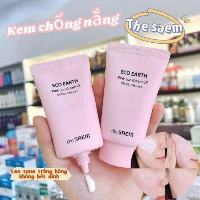 Hỗ trợ bảo vệ da trước tác động của tia UVA và UVB.